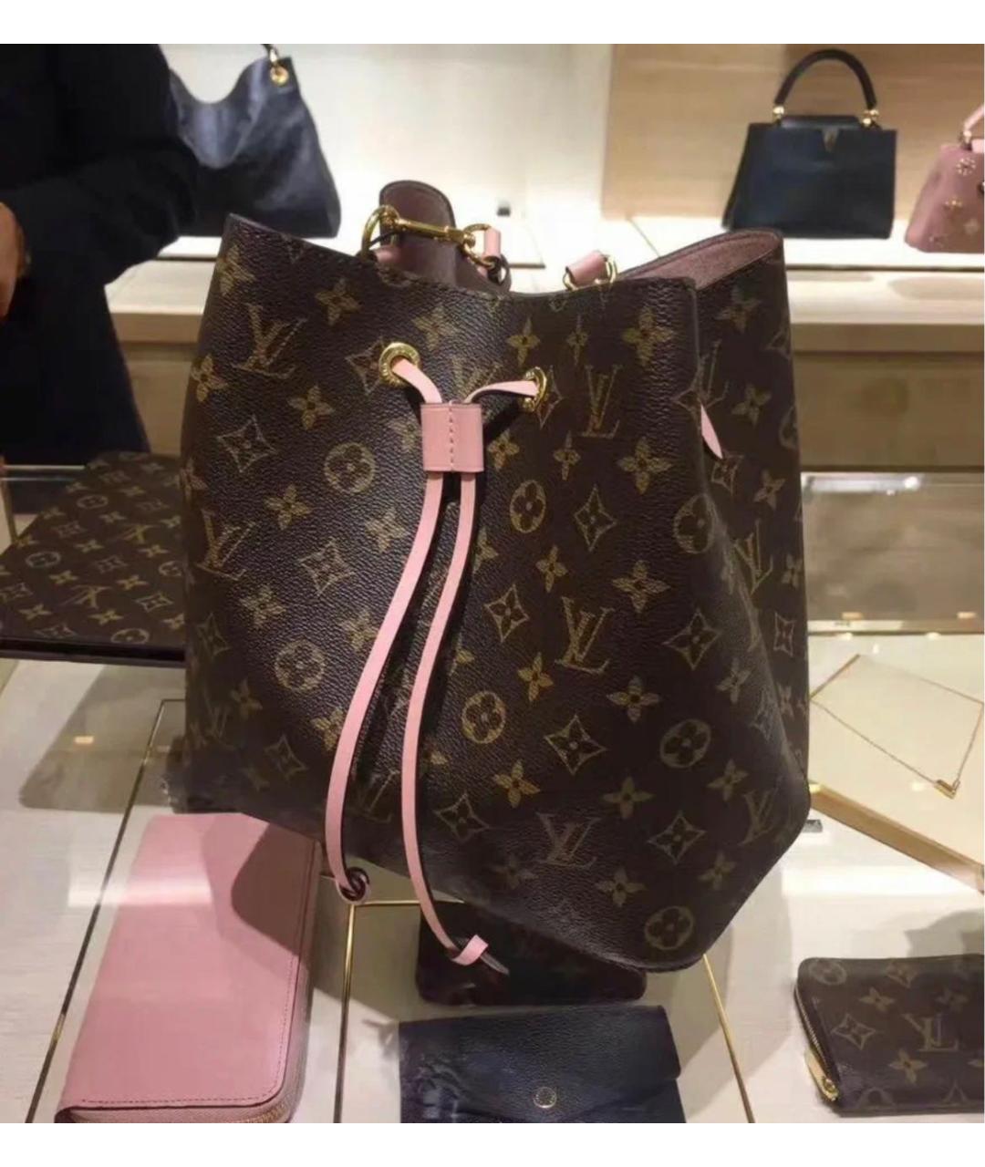 Louis vuitton копии. Louis vuitton копии. Клатч pochette metis. Сумки луи виттон копия. Сумки луи виттон 2022.