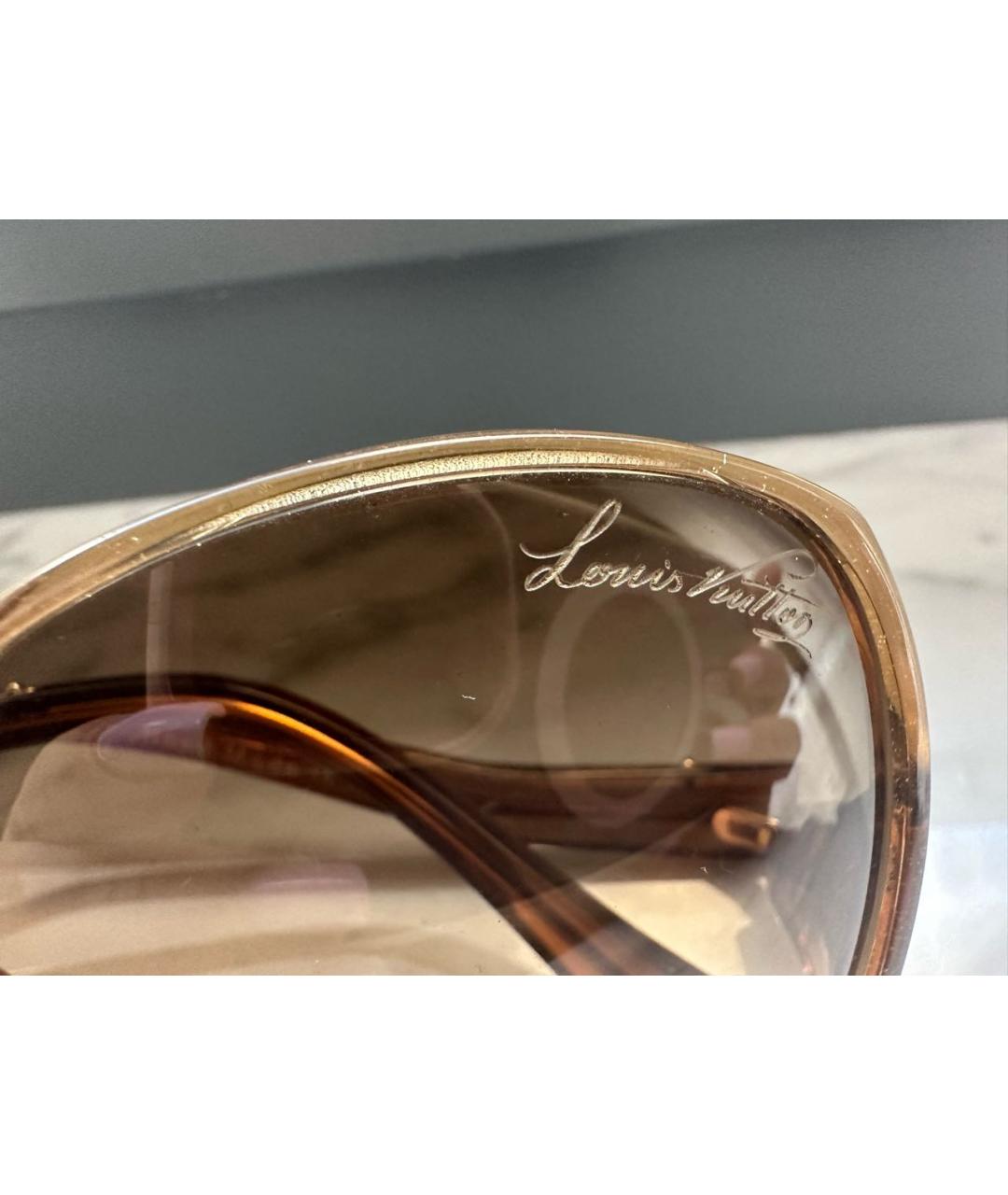 LOUIS VUITTON PRE-OWNED Золотые пластиковые солнцезащитные очки, фото 3