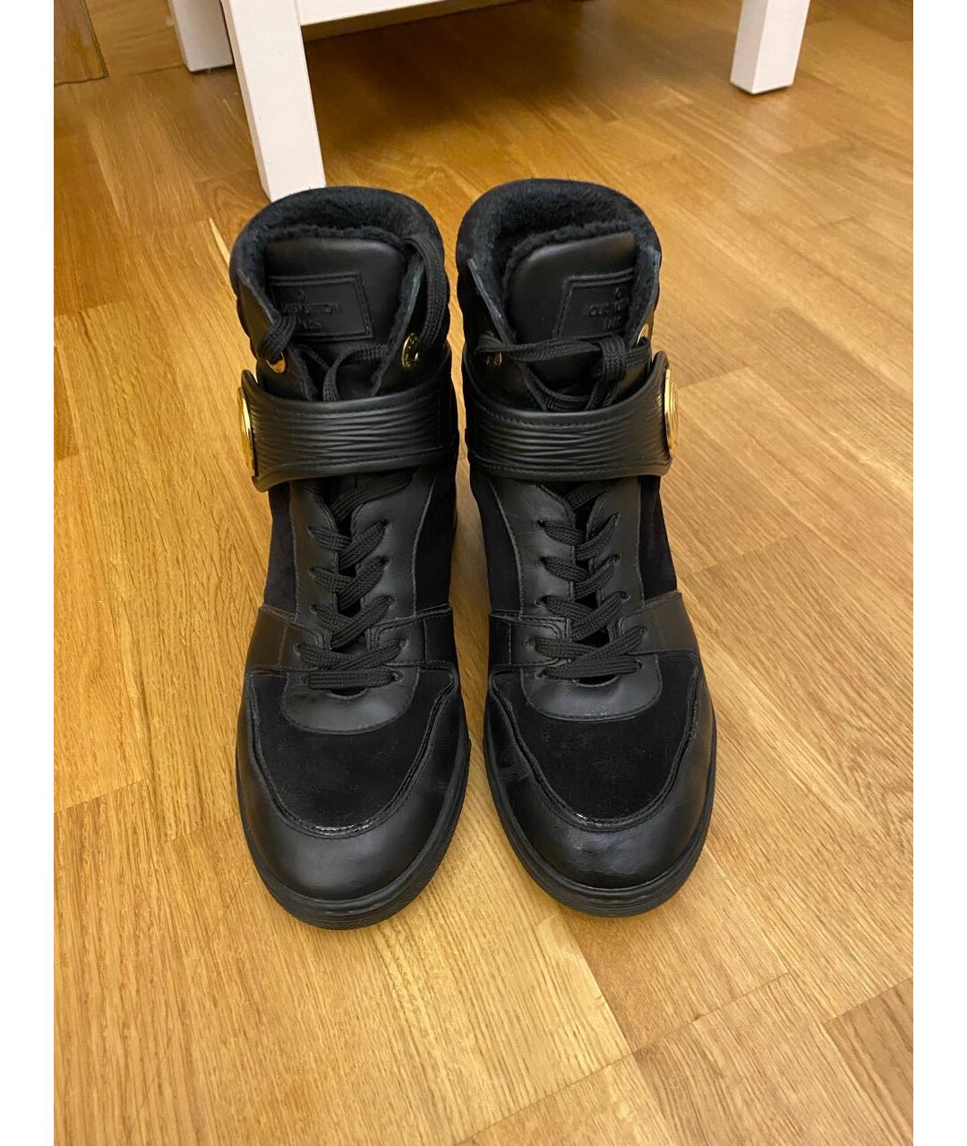 LOUIS VUITTON PRE-OWNED Черные замшевые ботинки, фото 2