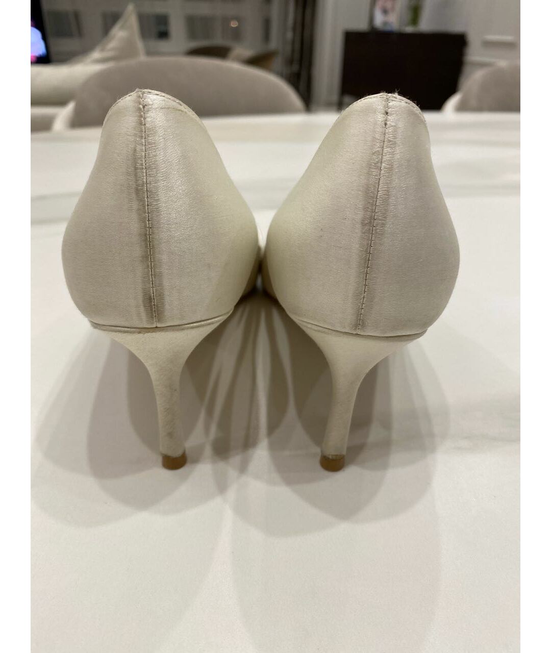 JIMMY CHOO Белые свадебные туфли на низком каблуке, фото 5