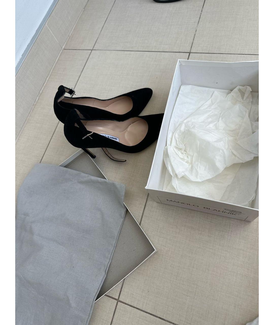 MANOLO BLAHNIK Черные замшевые туфли, фото 8