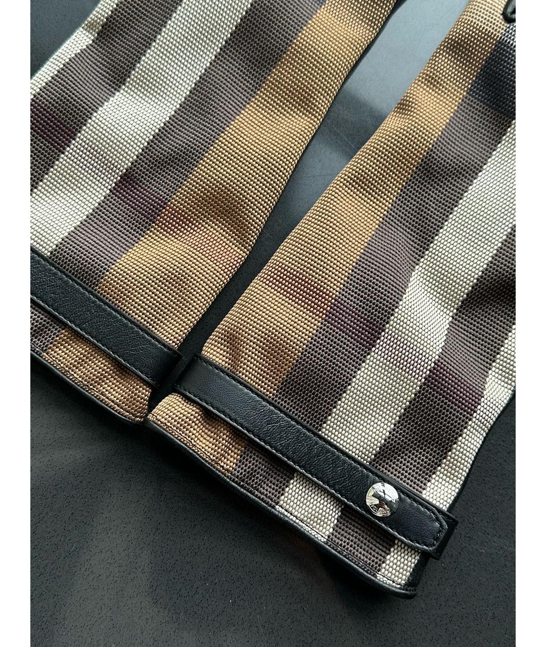 BURBERRY Коричневые кожаные перчатки, фото 2