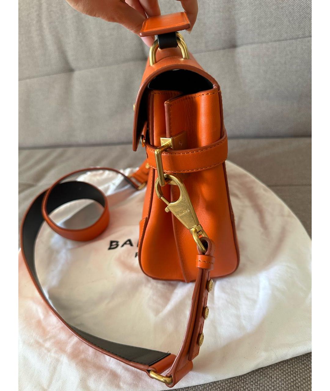 BALMAIN Оранжевая кожаная сумка через плечо, фото 3