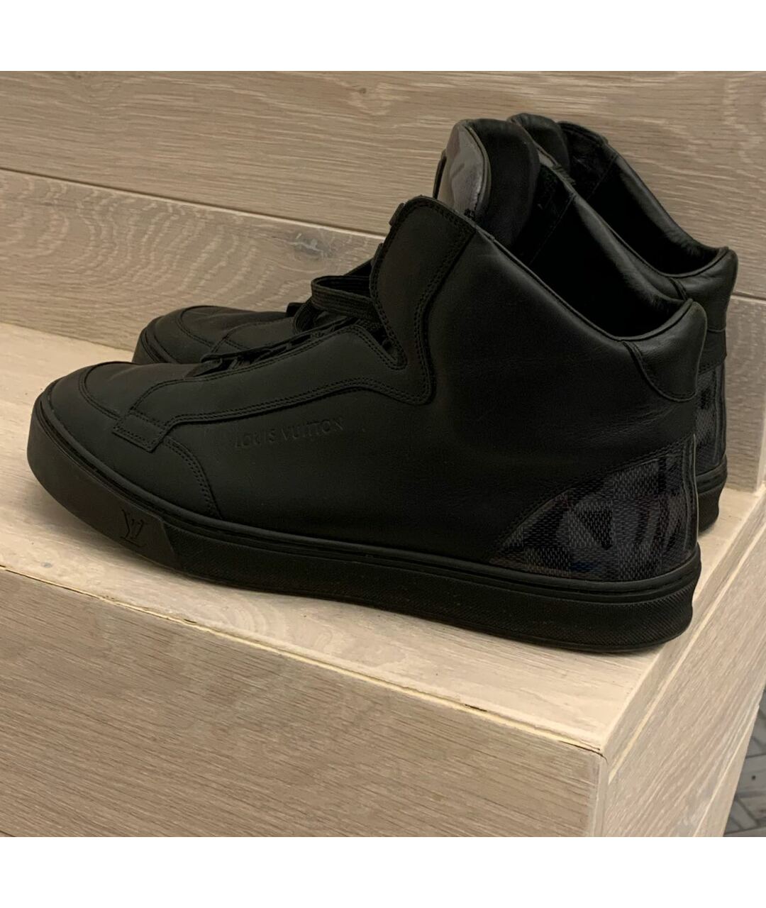 LOUIS VUITTON PRE-OWNED Черные кожаные высокие кроссовки / кеды, фото 9