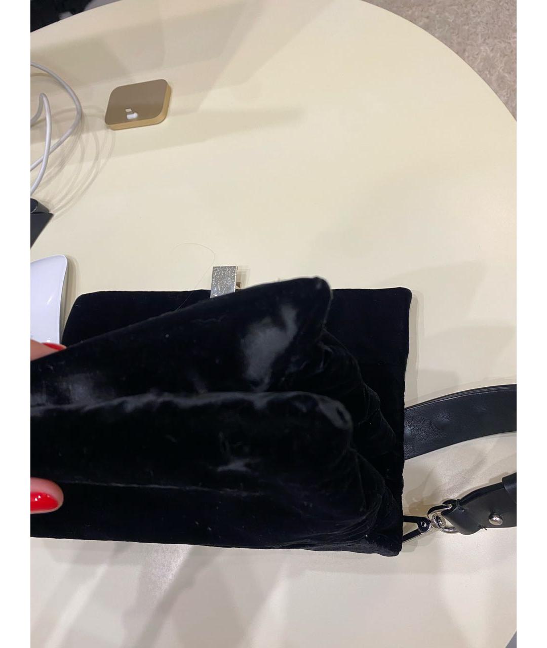 NO. 21 Черная бархатная сумка с короткими ручками, фото 3