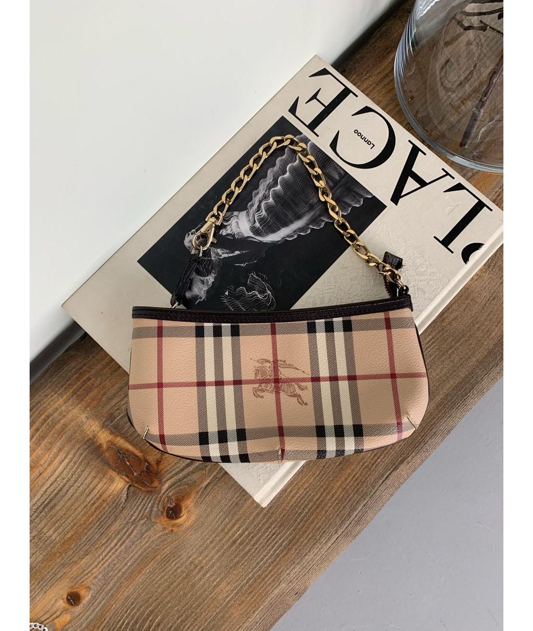 Burberry clara shop wristlet