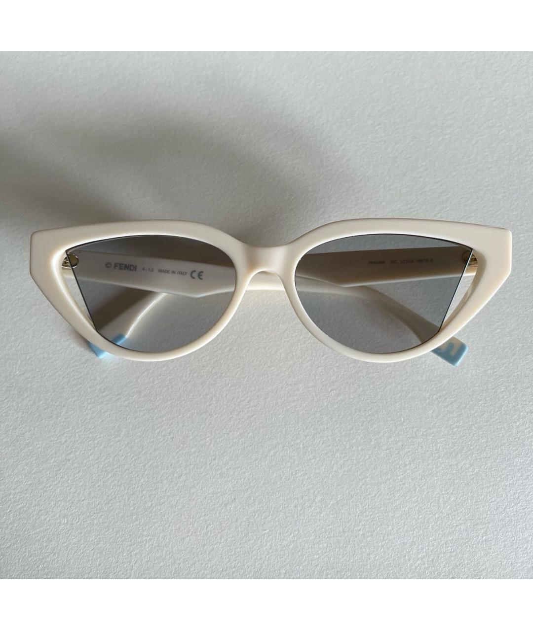FENDI Белые пластиковые солнцезащитные очки, фото 6