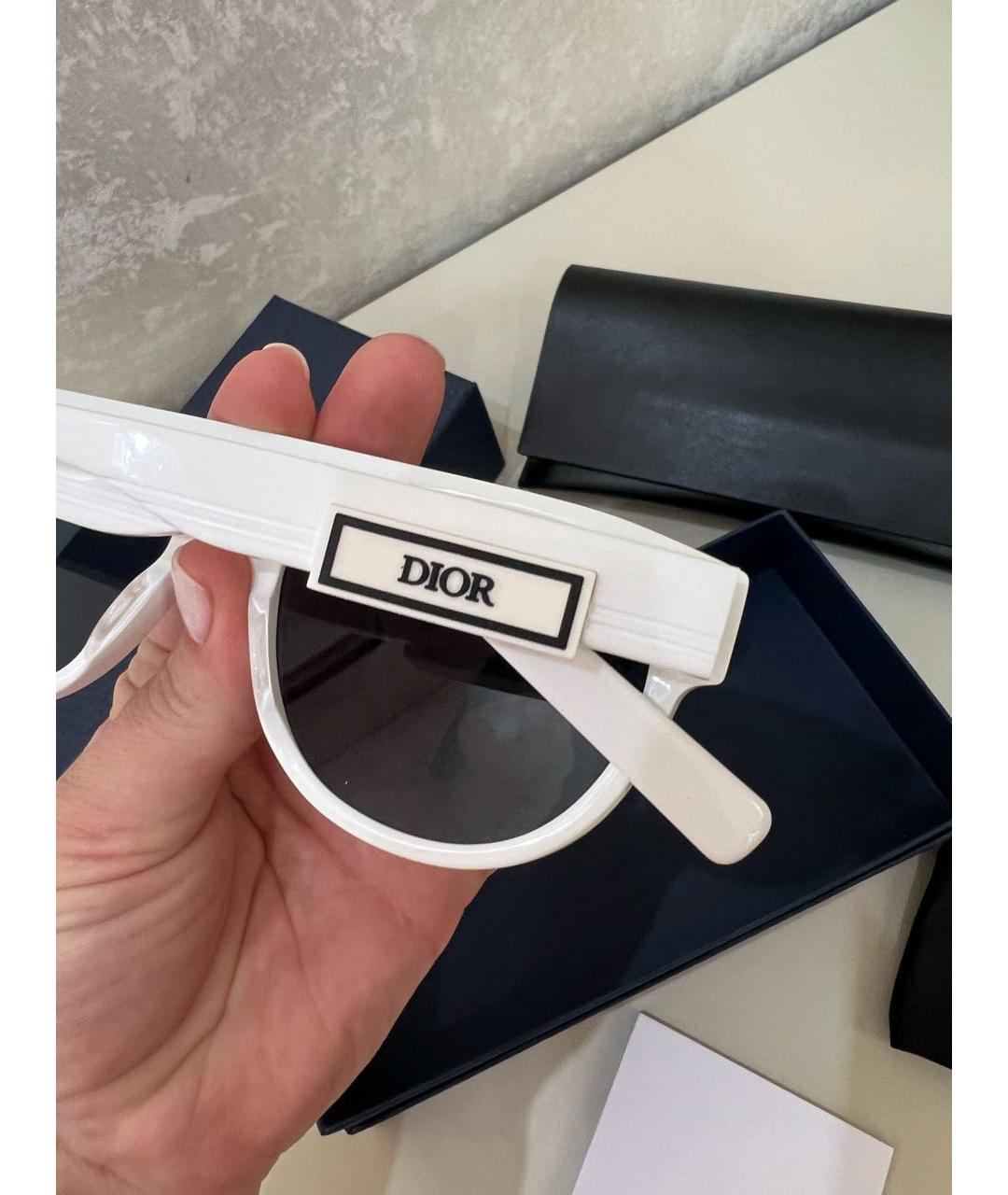 CHRISTIAN DIOR Белые пластиковые солнцезащитные очки, фото 3