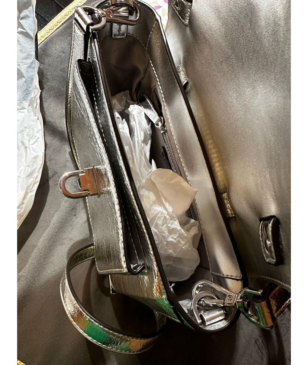 MICHAEL KORS Серебряная кожаная сумка с короткими ручками, фото 4