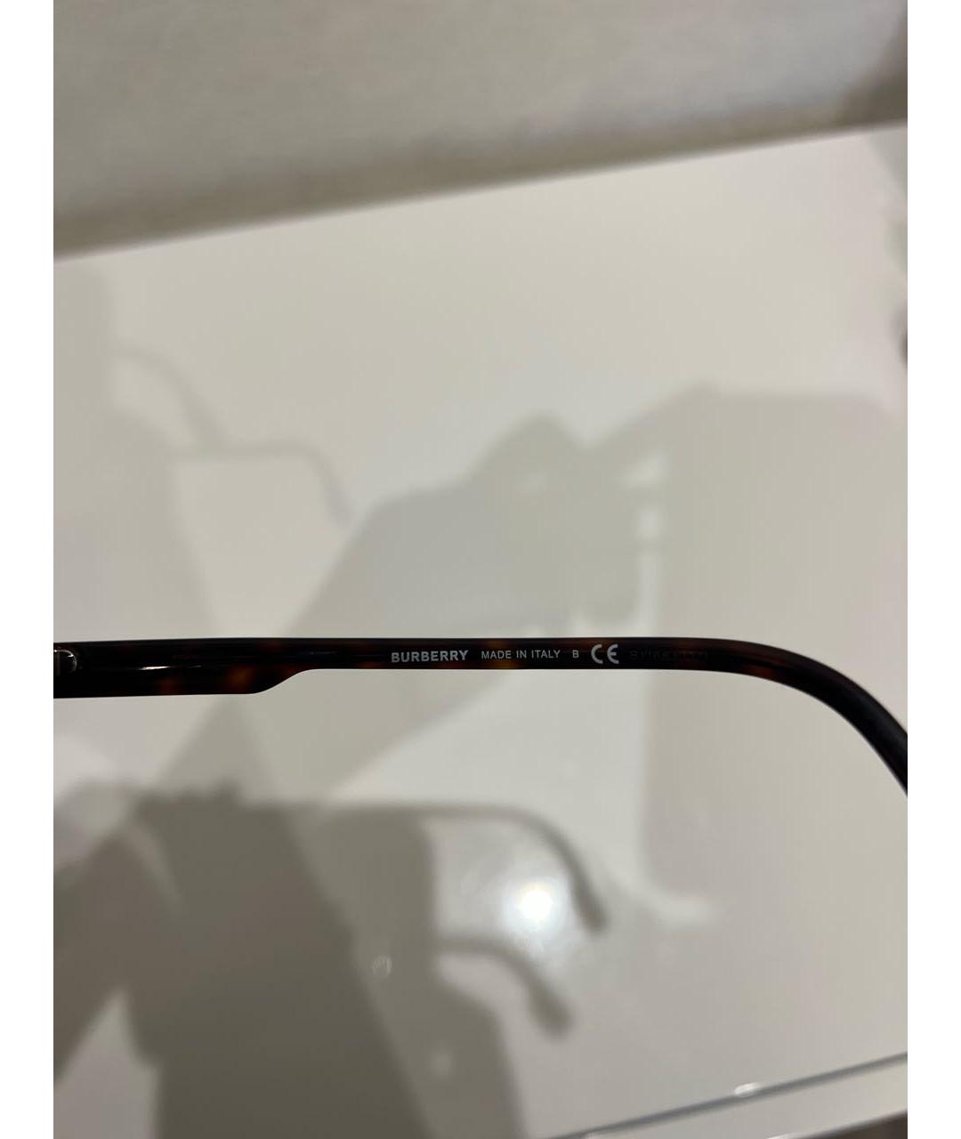 BURBERRY Коричневые пластиковые солнцезащитные очки, фото 3