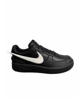 NIKE Низкие кроссовки / кеды