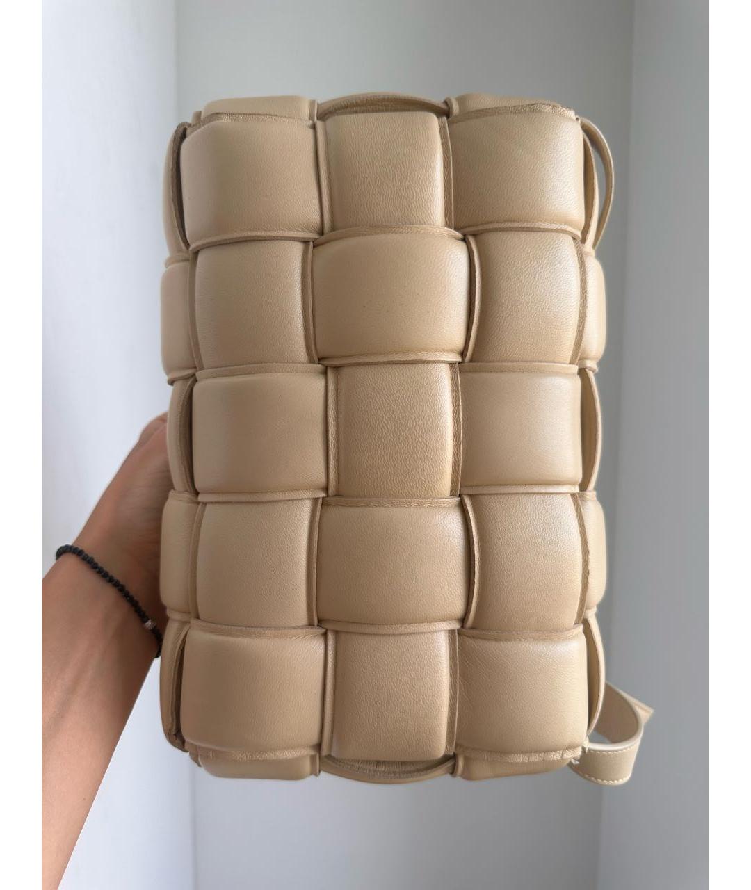 BOTTEGA VENETA Бежевая кожаная сумка через плечо, фото 6