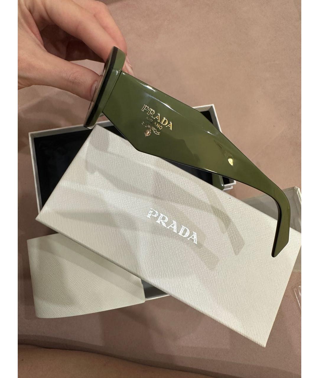 PRADA Зеленые пластиковые солнцезащитные очки для женщин – купить