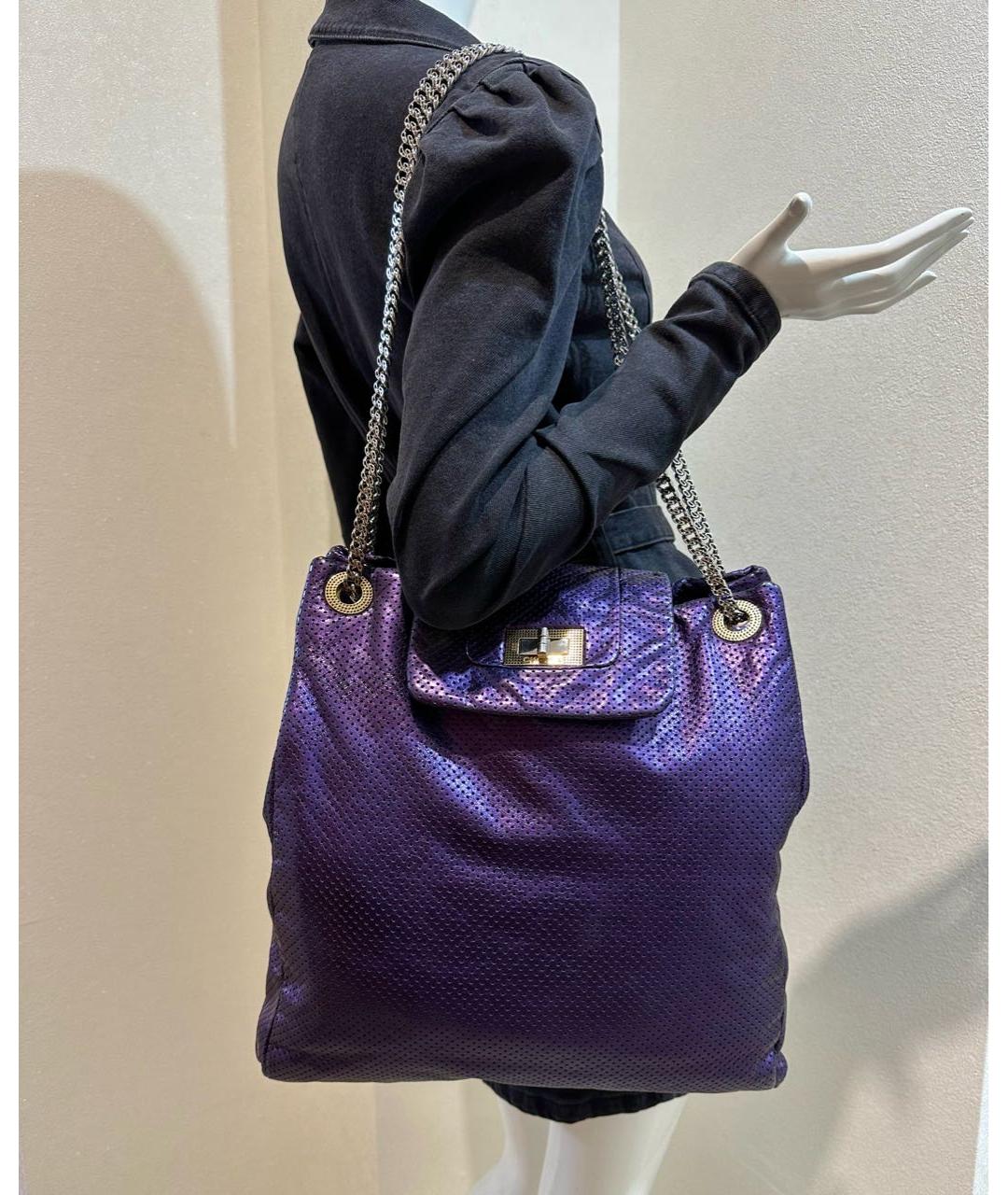 CHANEL PRE-OWNED Фиолетовая кожаная сумка тоут, фото 3