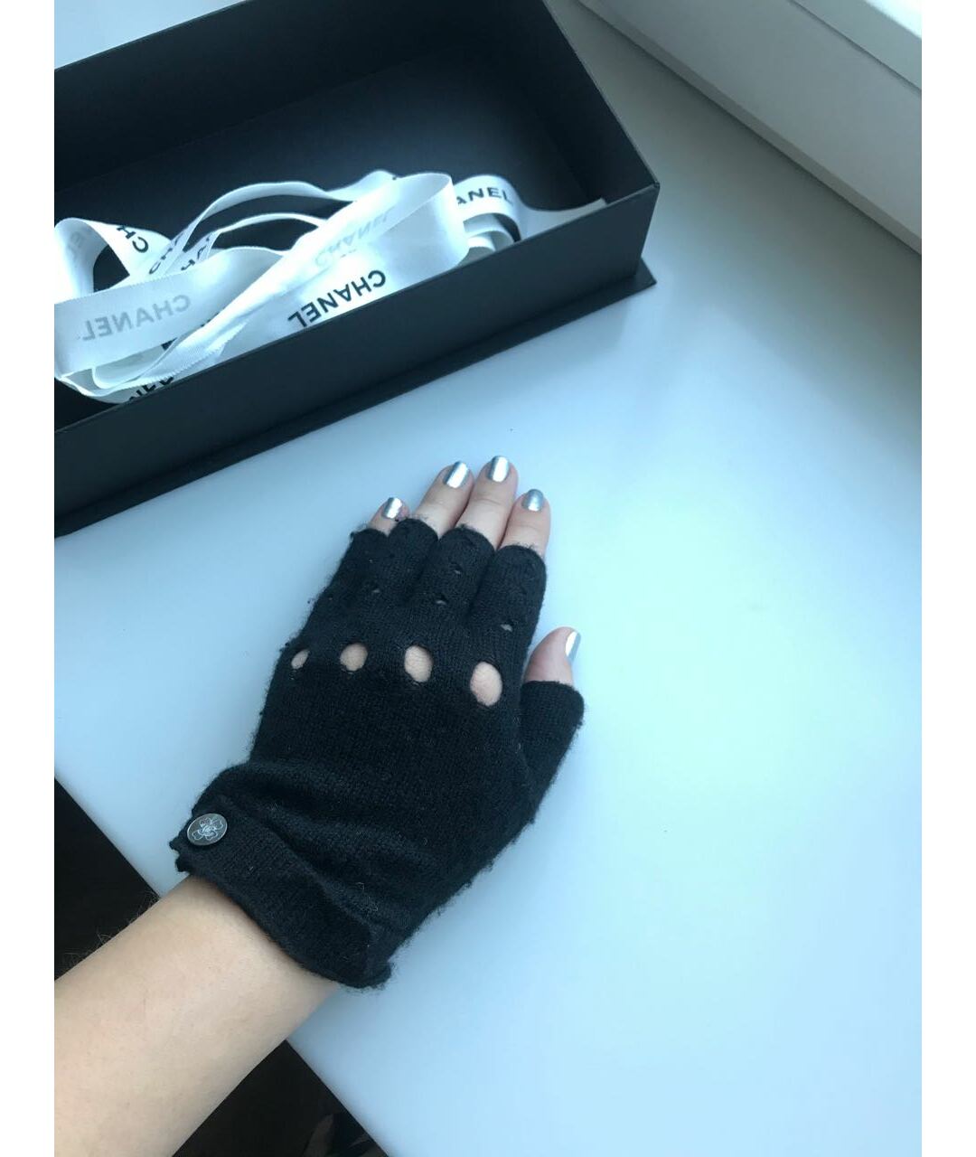 CHANEL PRE-OWNED Черные шерстяные перчатки, фото 6