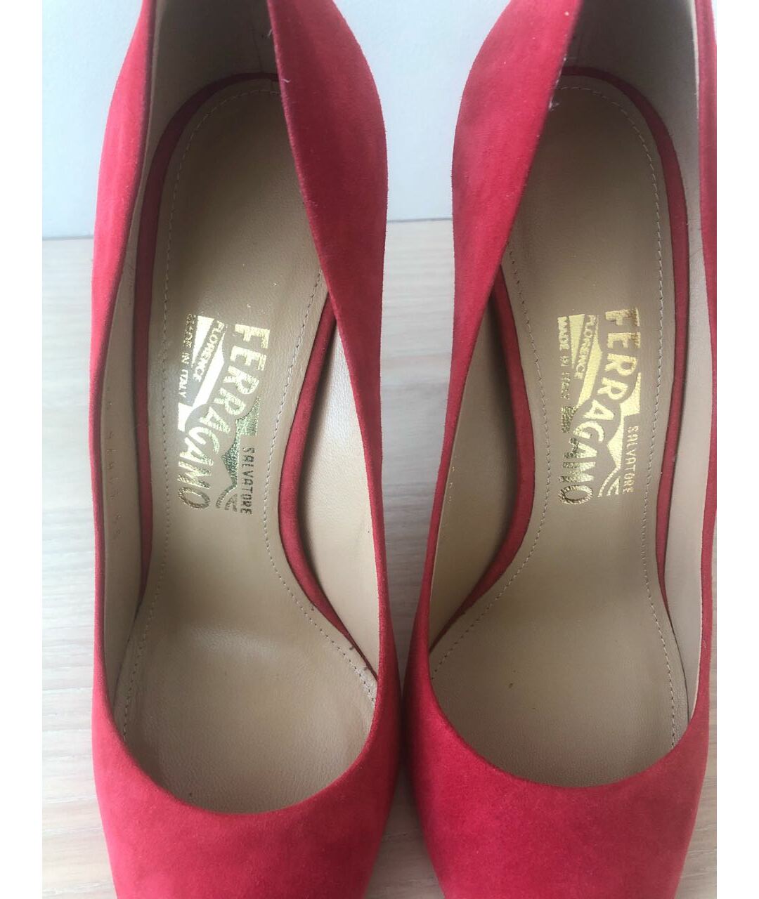 SALVATORE FERRAGAMO Красные замшевые туфли, фото 7