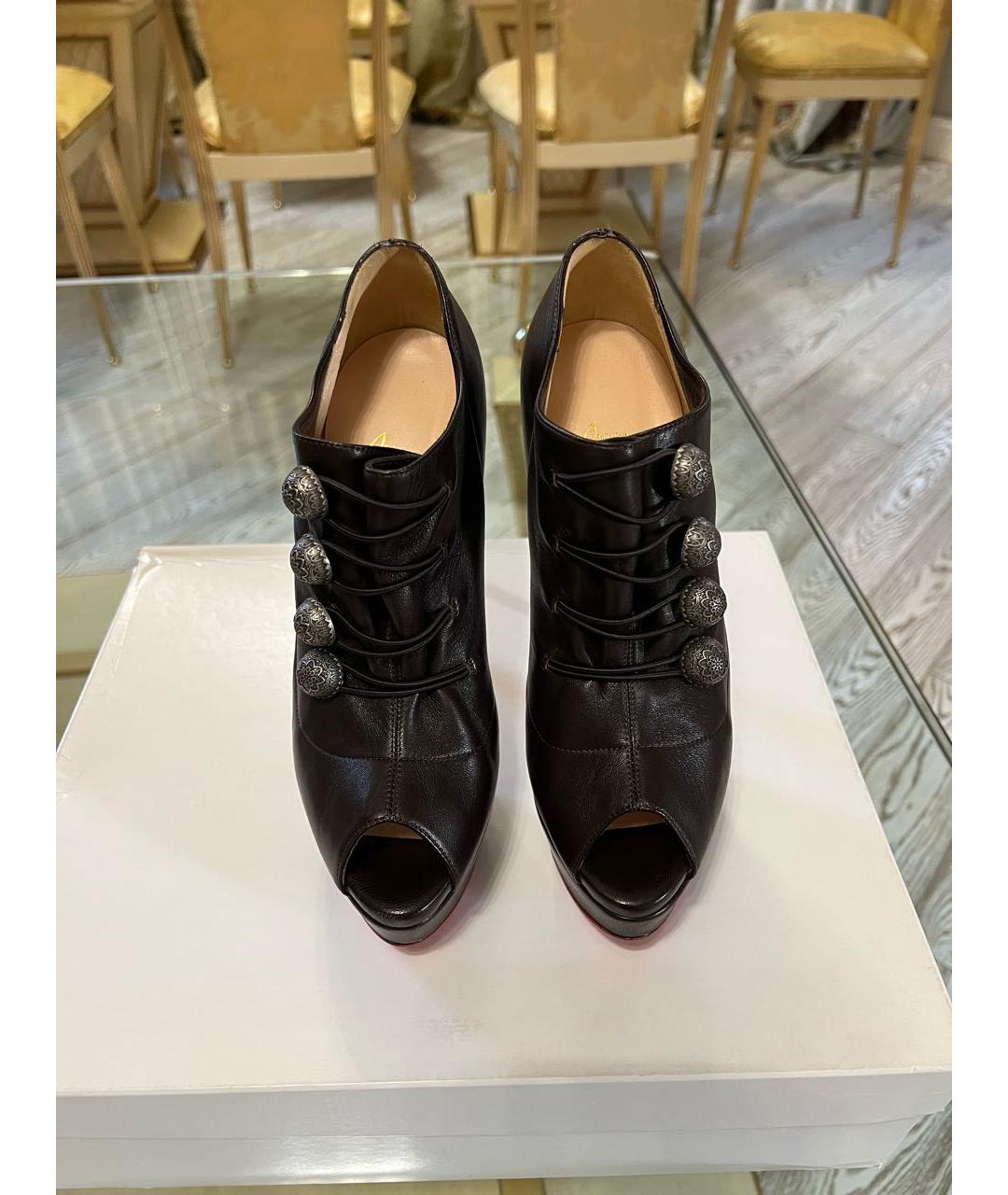 CHRISTIAN LOUBOUTIN Коричневые кожаные ботильоны, фото 2