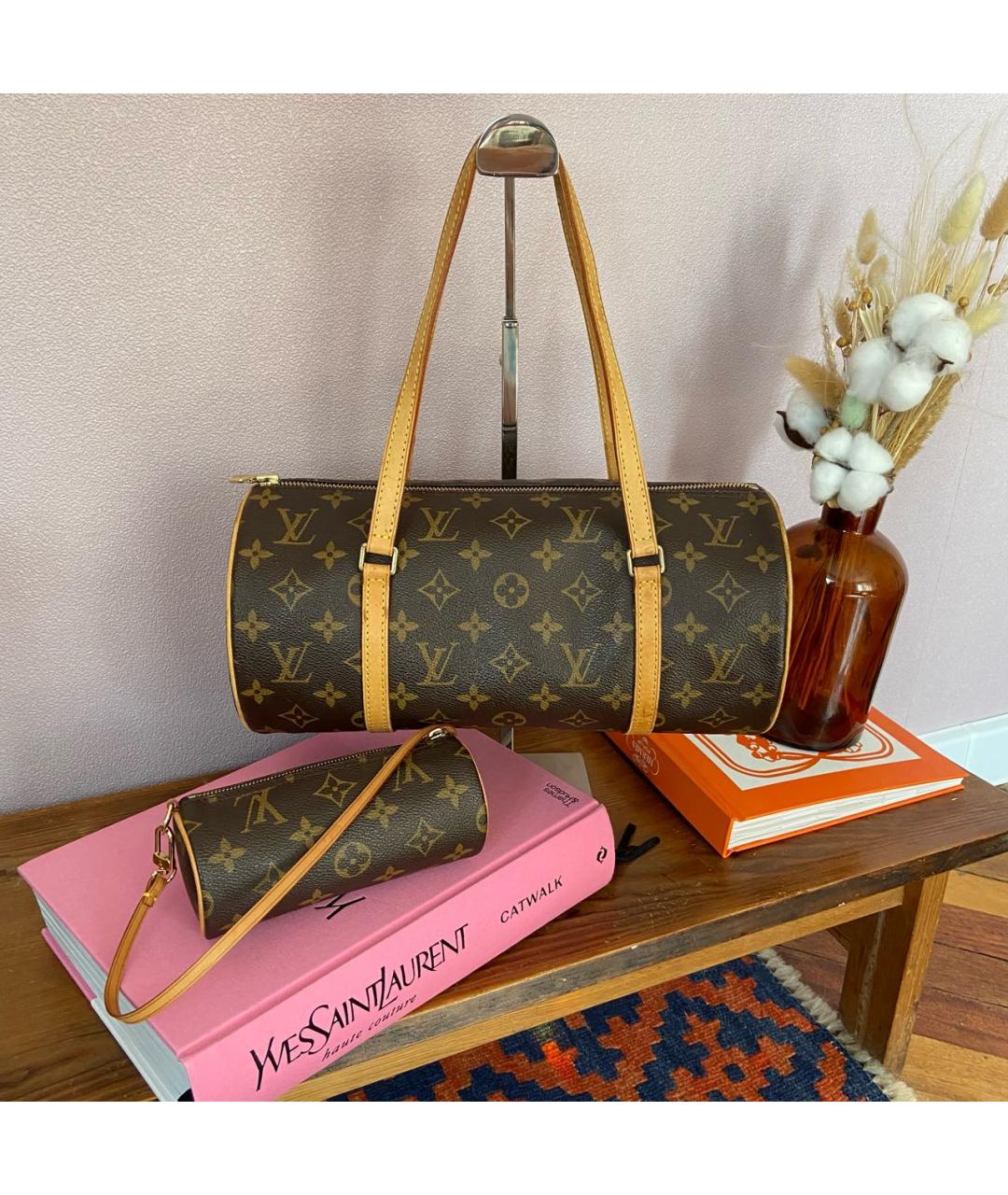 LOUIS VUITTON Коричневая кожаная сумка с короткими ручками, фото 2