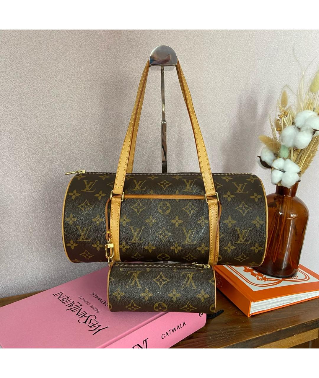 LOUIS VUITTON Коричневая кожаная сумка с короткими ручками, фото 9