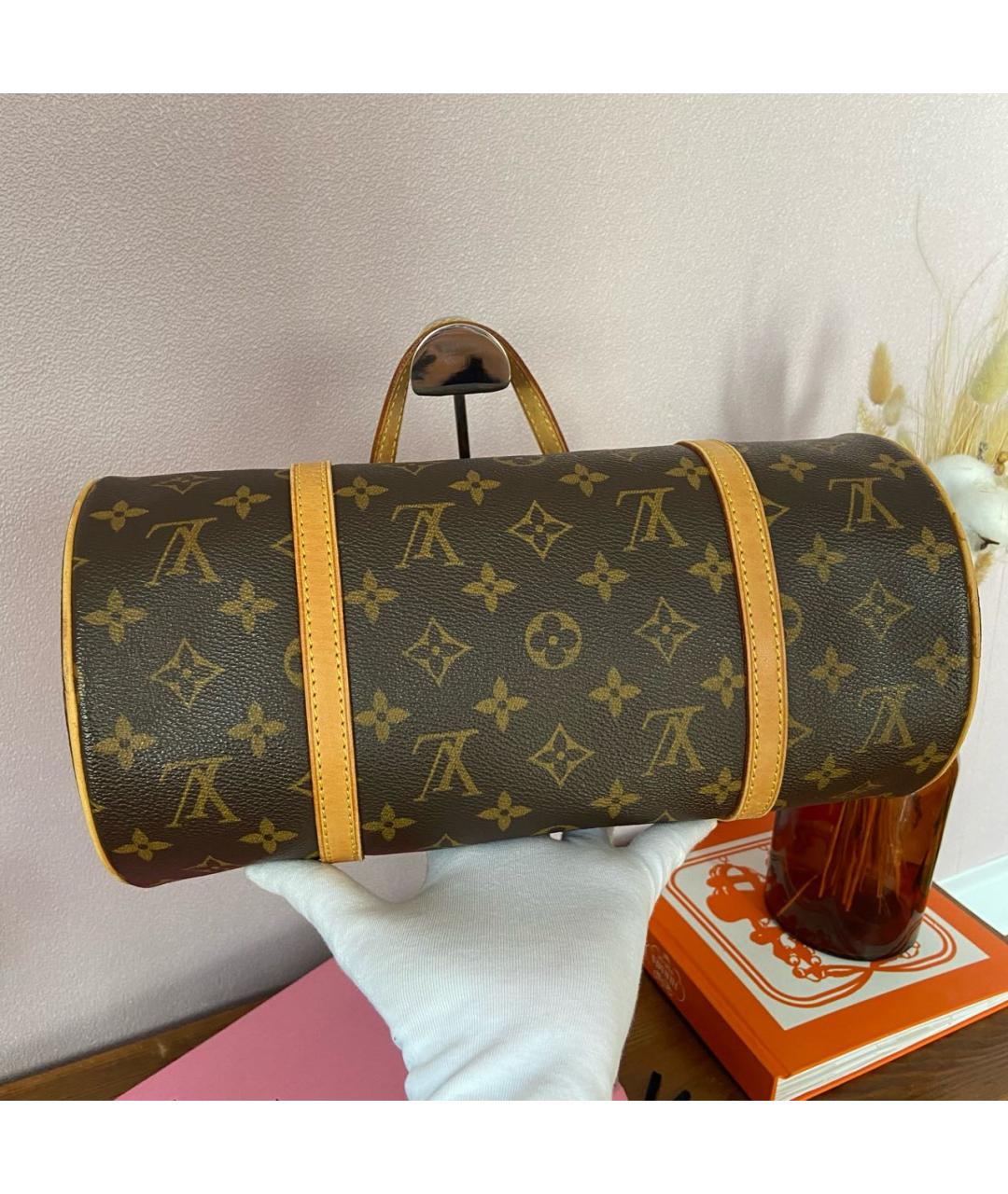 LOUIS VUITTON Коричневая кожаная сумка с короткими ручками, фото 7