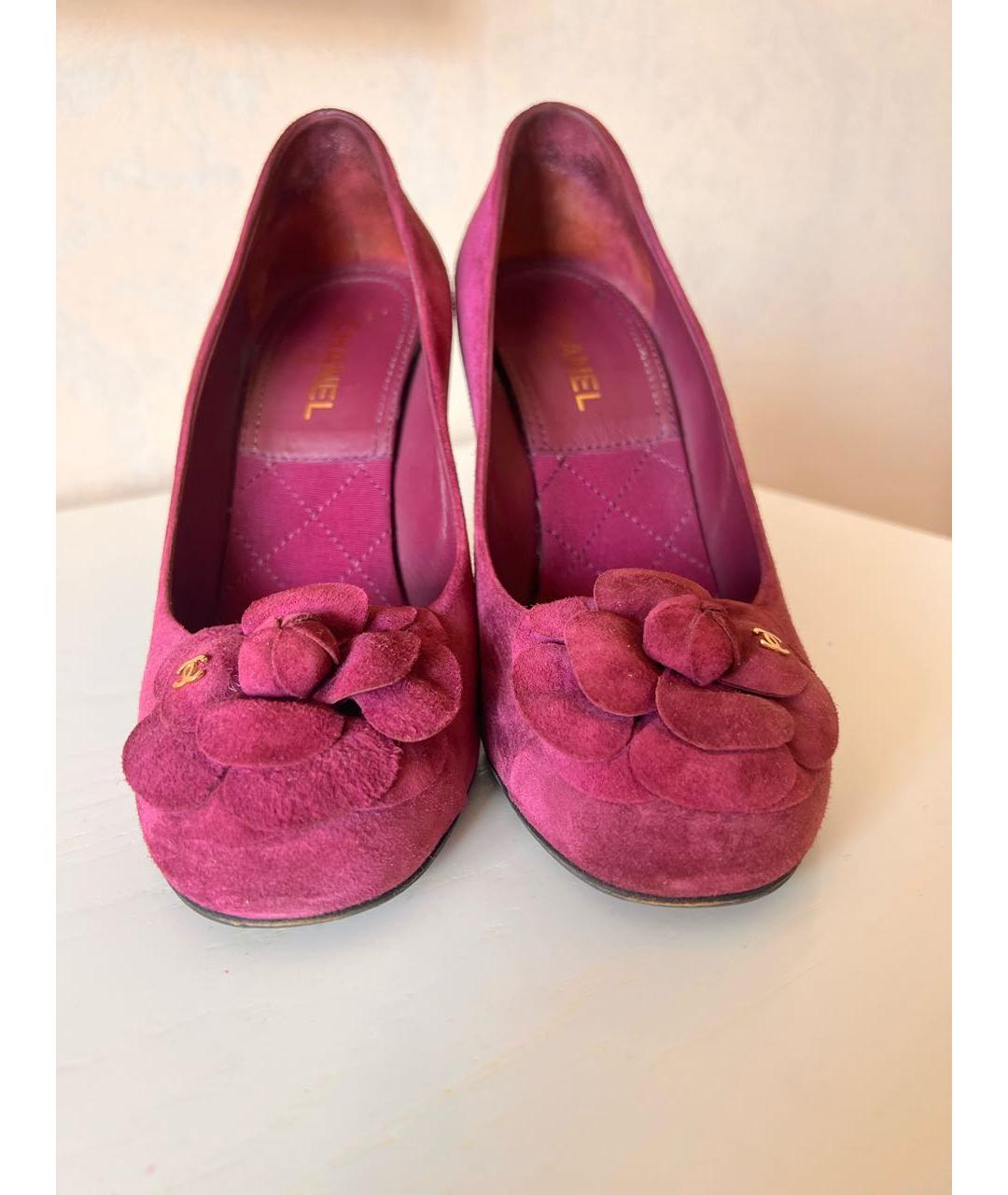 CHANEL PRE-OWNED Фиолетовые замшевые туфли, фото 2