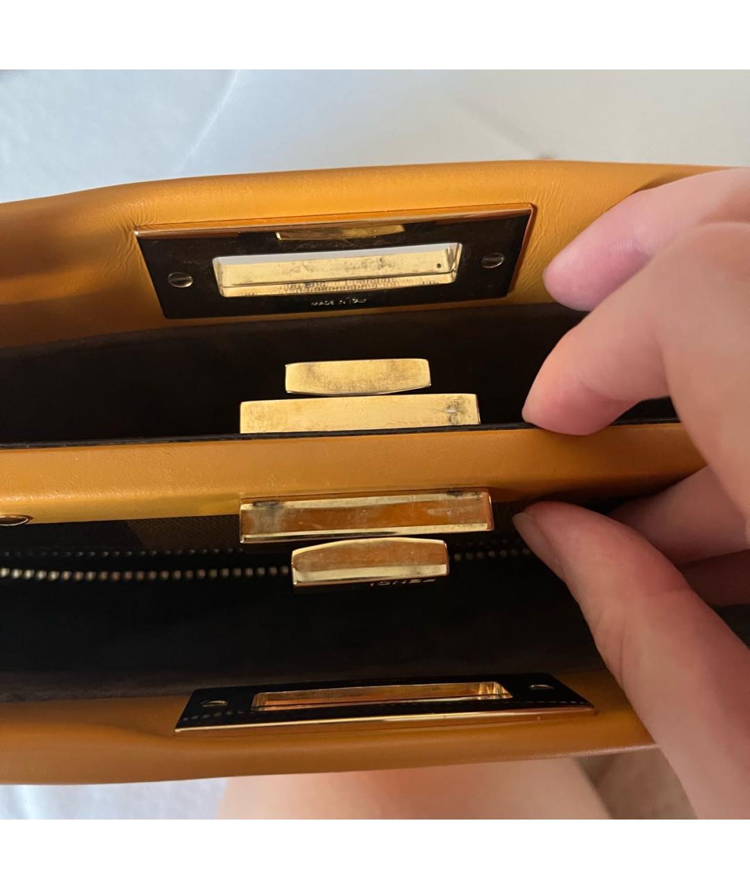 FENDI Горчичная кожаная сумка с короткими ручками, фото 7