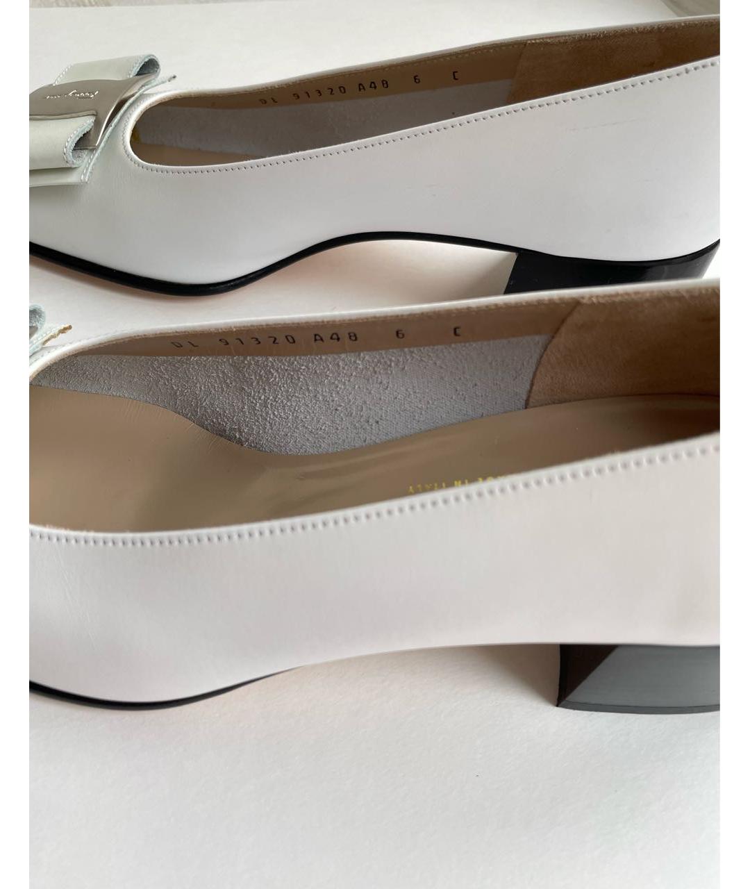 SALVATORE FERRAGAMO Белые кожаные туфли, фото 6
