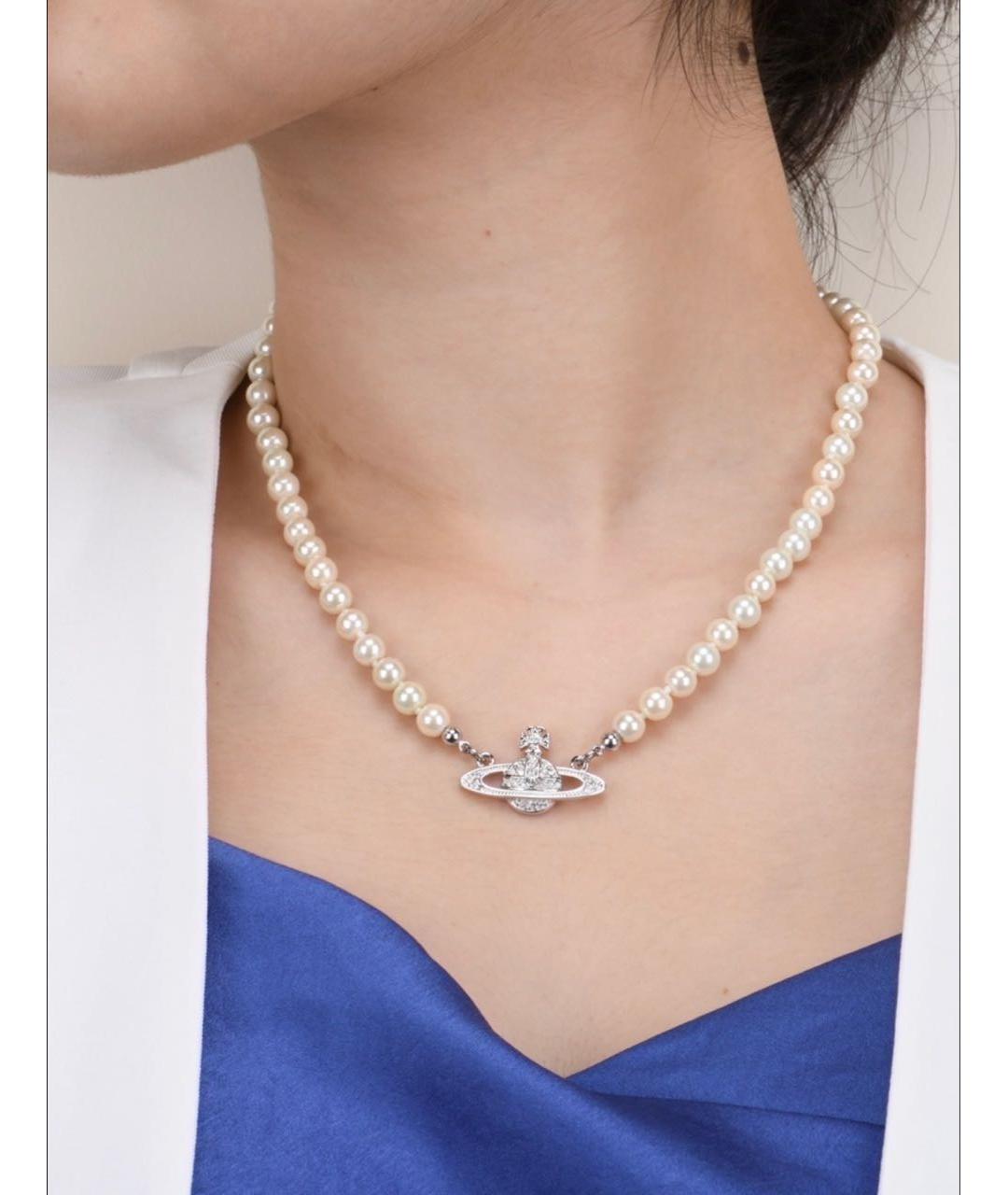 VIVIENNE WESTWOOD Белая латунная подвеска, фото 2