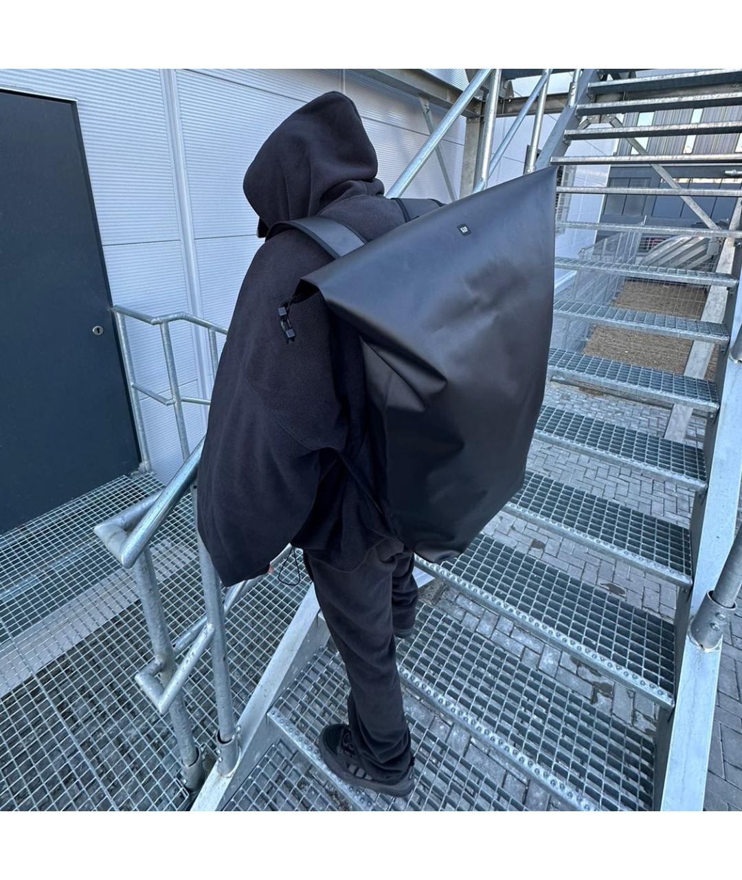 YEEZY Черный пелетеный рюкзак для мужчин – купить онлайн с доставкой