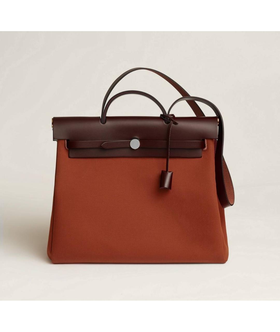 

Сумка с короткими ручками