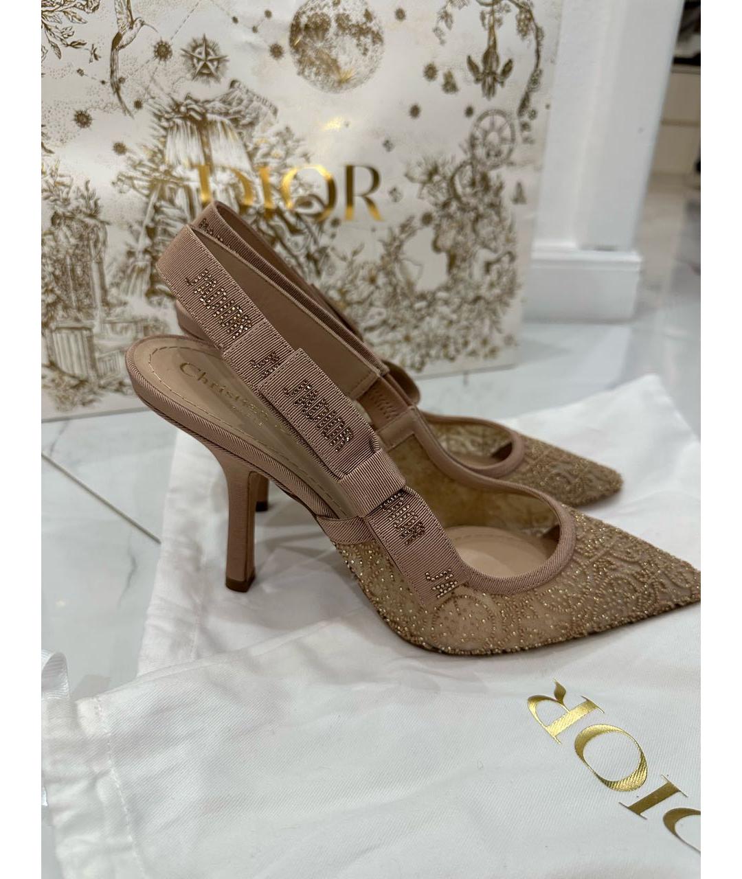 CHRISTIAN DIOR Бежевые текстильные босоножки, фото 3