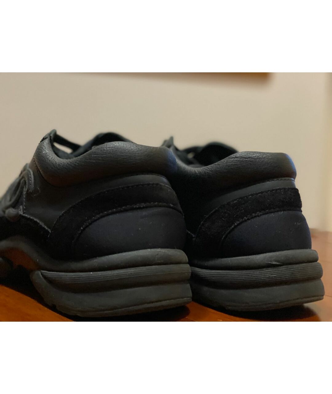 CHANEL PRE-OWNED Черные замшевые кроссовки, фото 4