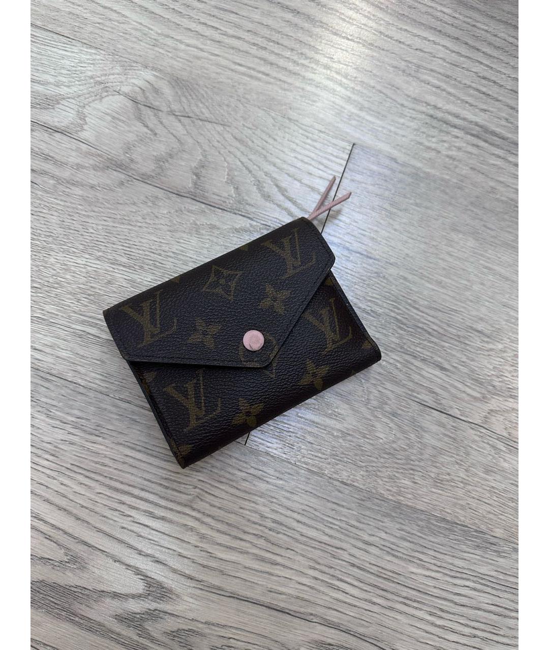 LOUIS VUITTON Розовый кошелек, фото 8