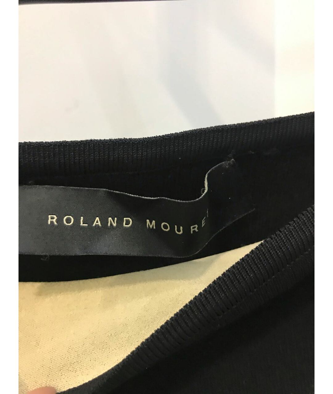 ROLAND MOURET Черная вискозная юбка миди, фото 3