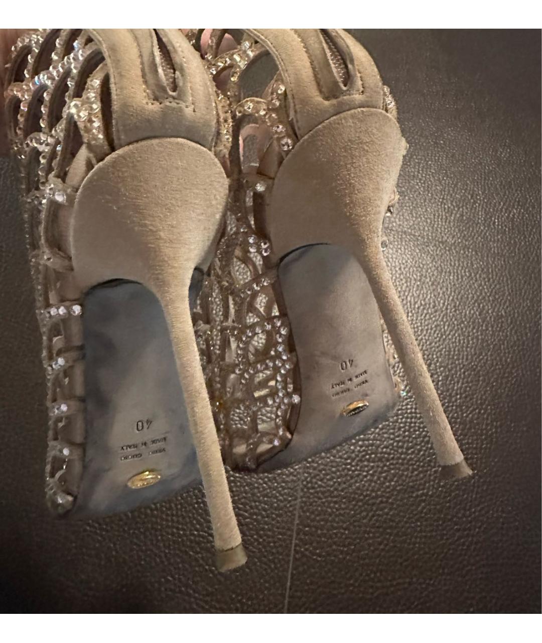 JIMMY CHOO Бежевые замшевые ботильоны, фото 3