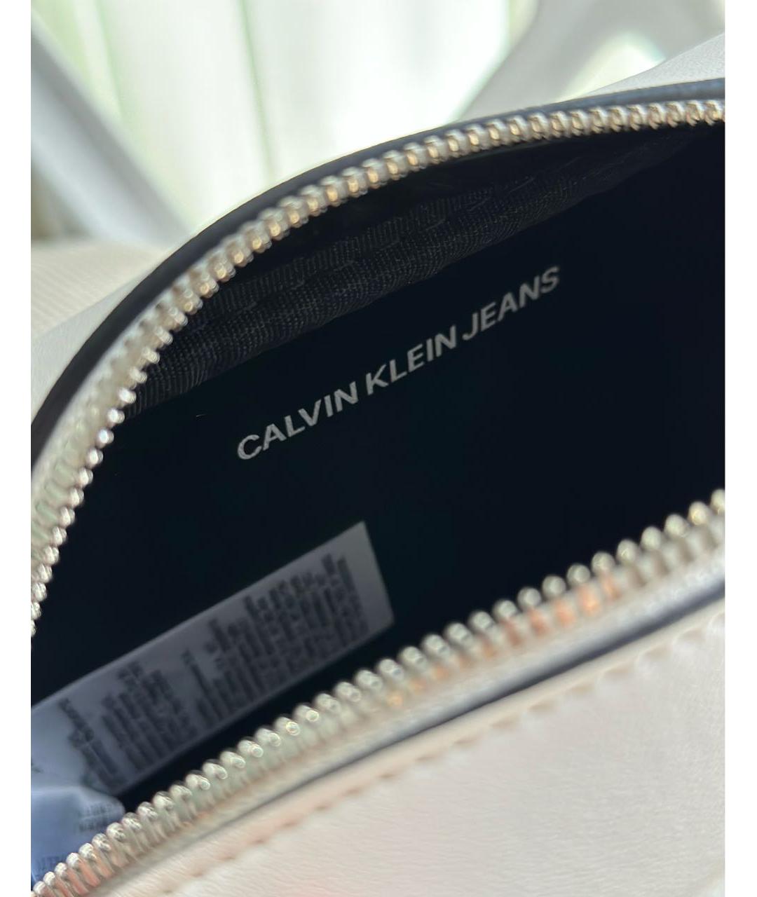 CALVIN KLEIN Белая сумка через плечо из искусственной кожи, фото 4