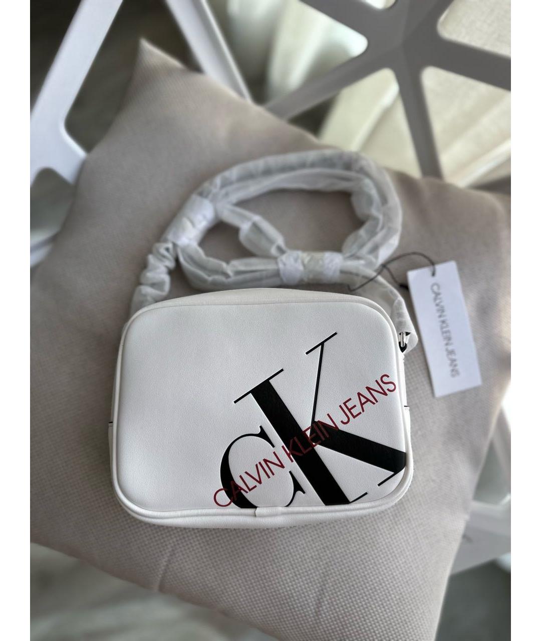 CALVIN KLEIN Белая сумка через плечо из искусственной кожи, фото 2