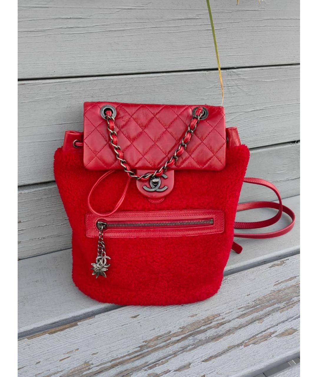 CHANEL Красный рюкзак, фото 2