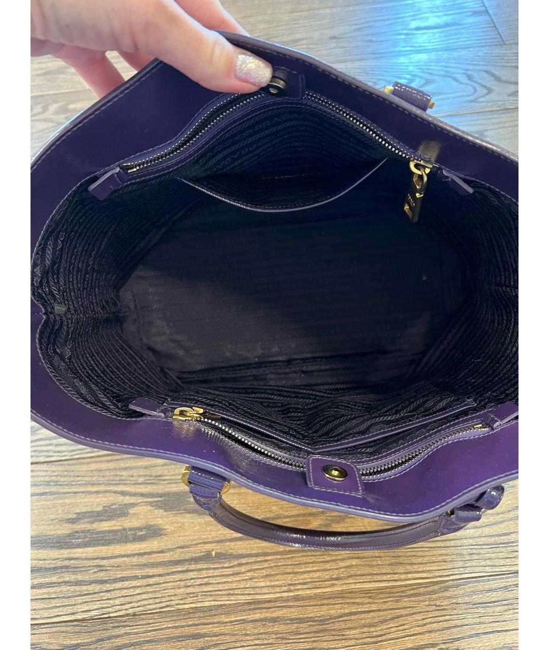 PRADA Фиолетовая кожаная сумка с короткими ручками, фото 4
