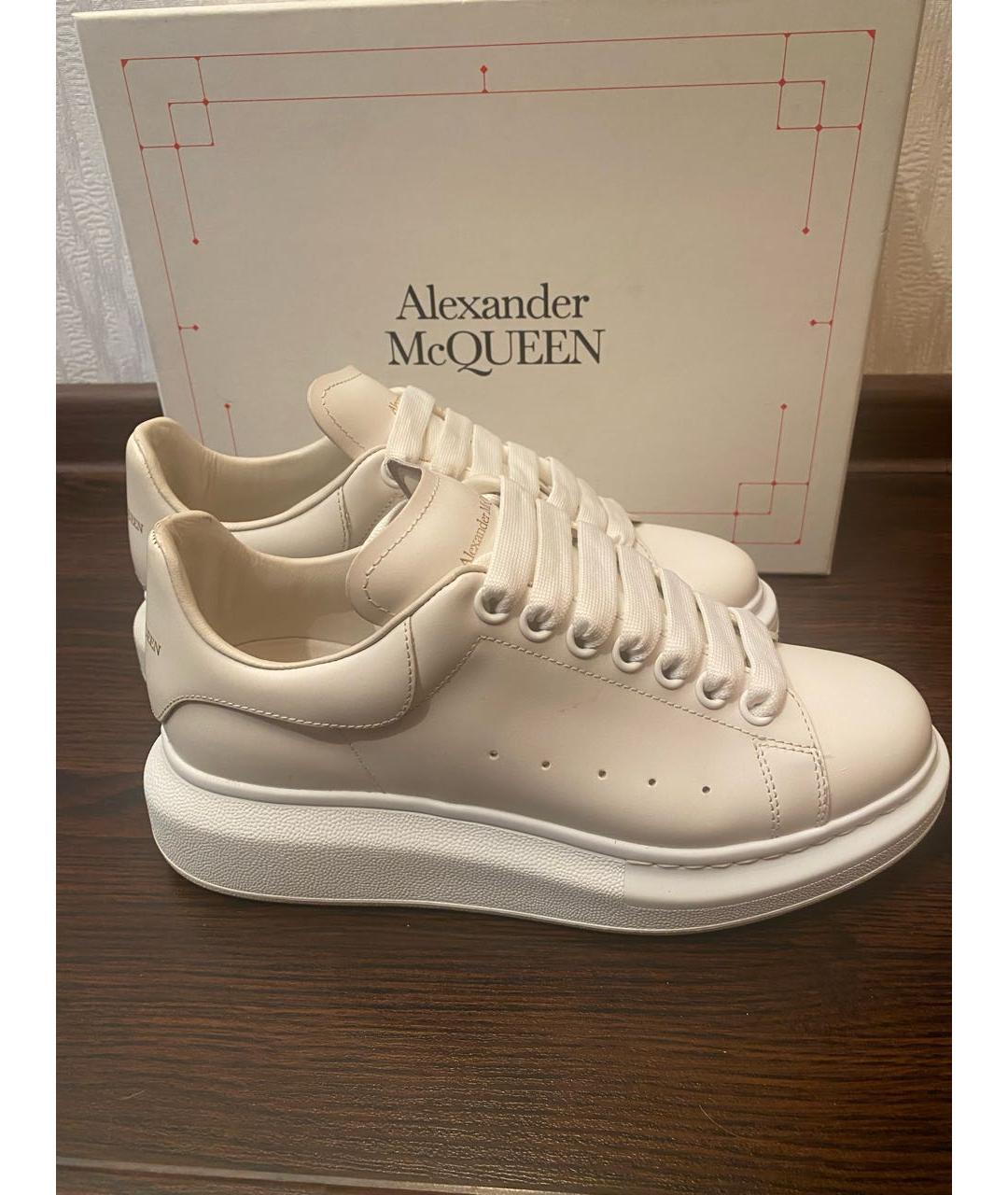 ALEXANDER MCQUEEN Белые кожаные кроссовки, фото 5