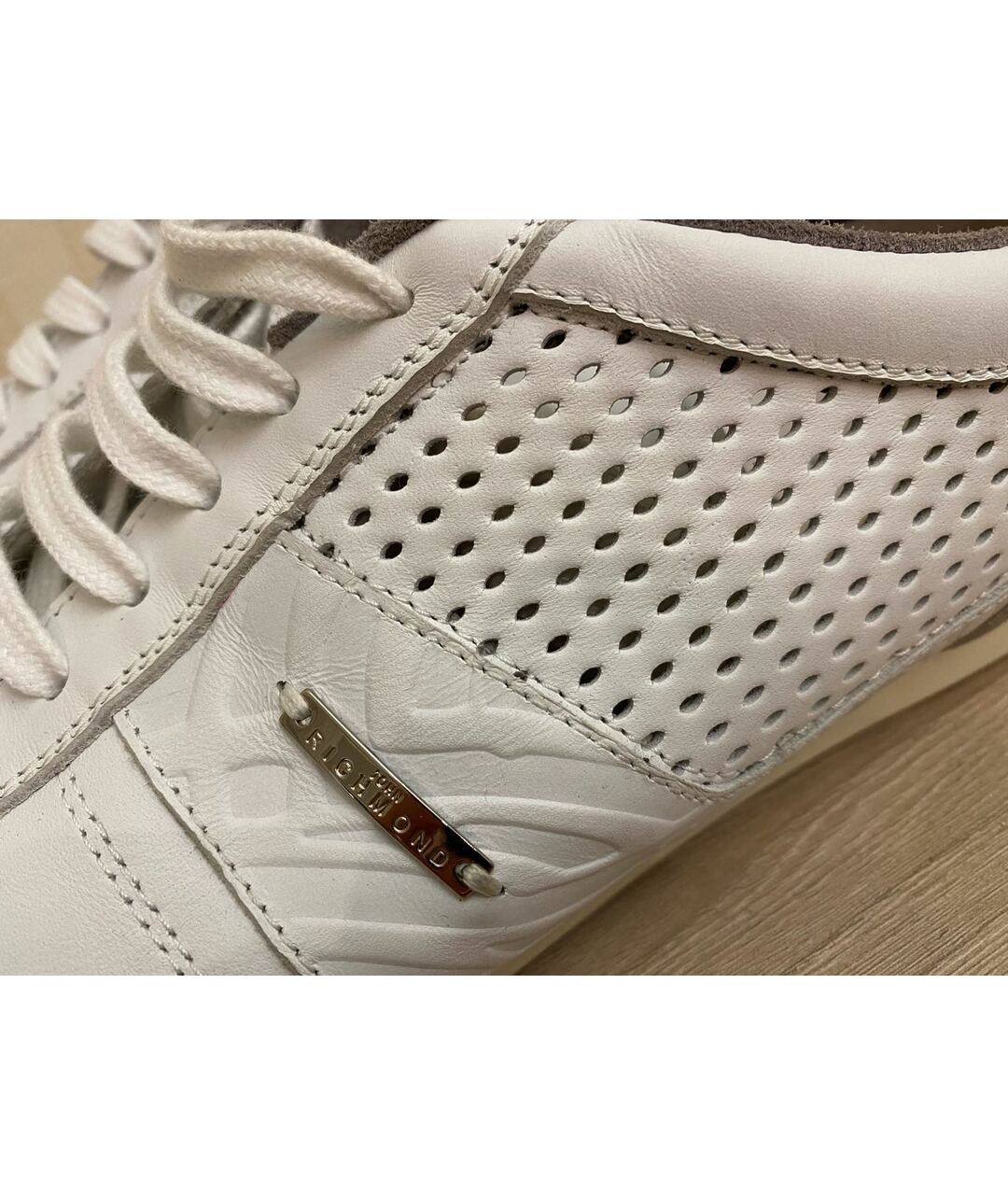 JOHN RICHMOND Белые кожаные низкие кроссовки / кеды, фото 6