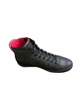 LOUIS VUITTON Высокие кроссовки / кеды