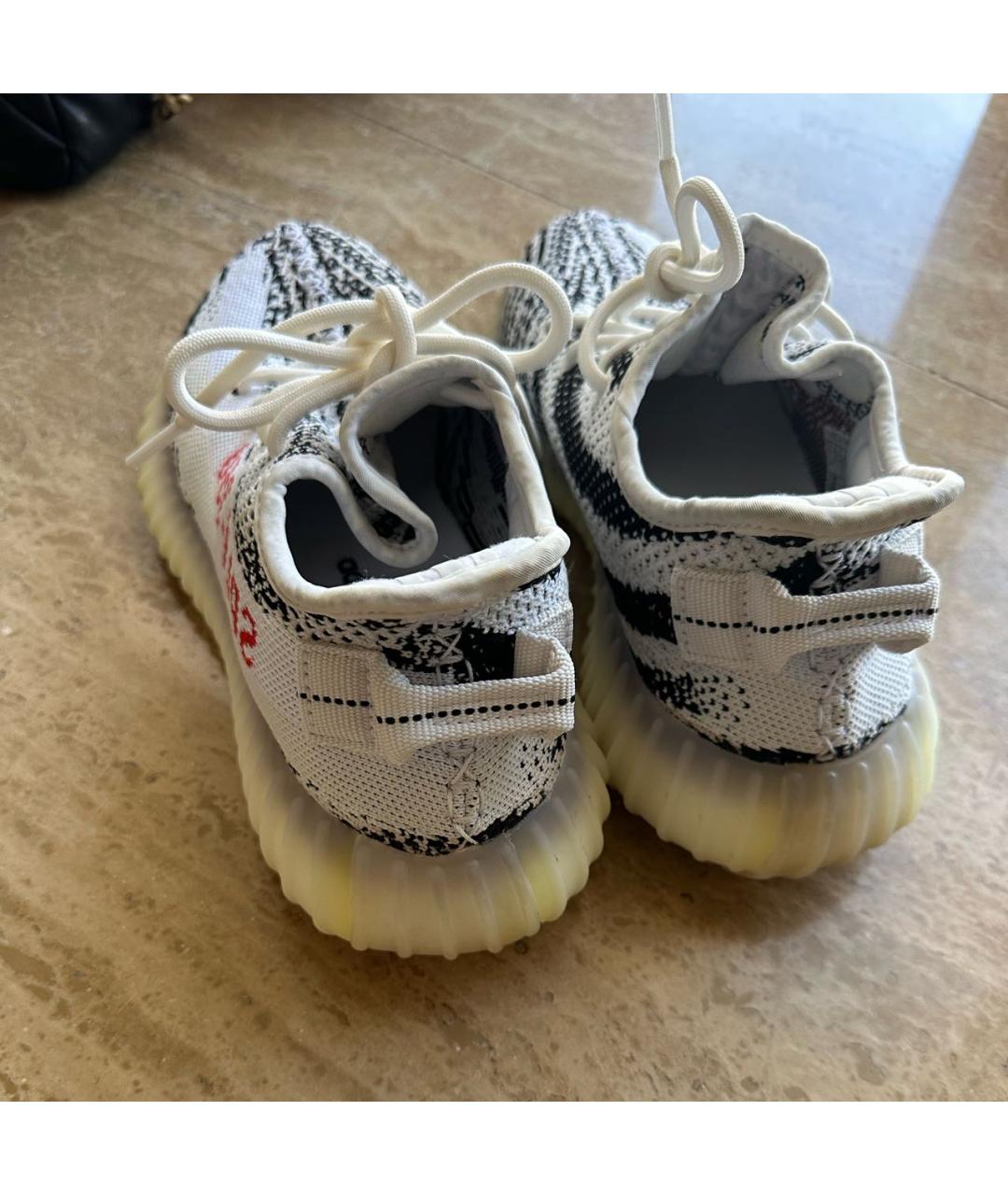 ADIDAS YEEZY Белые текстильные кроссовки, фото 4