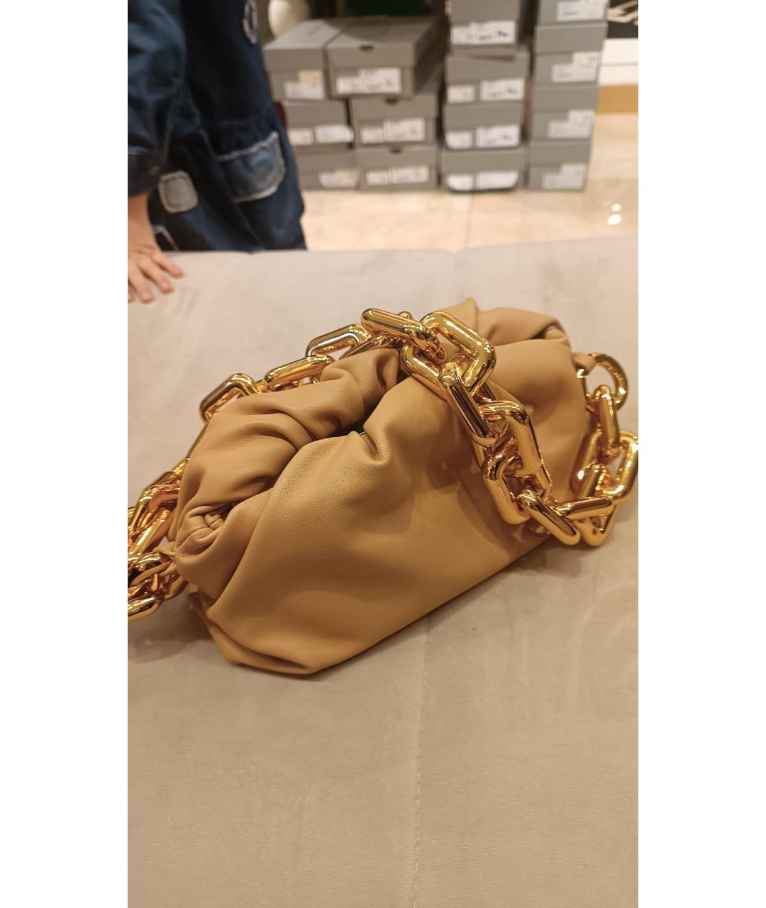 BOTTEGA VENETA Бежевая кожаная сумка с короткими ручками, фото 2