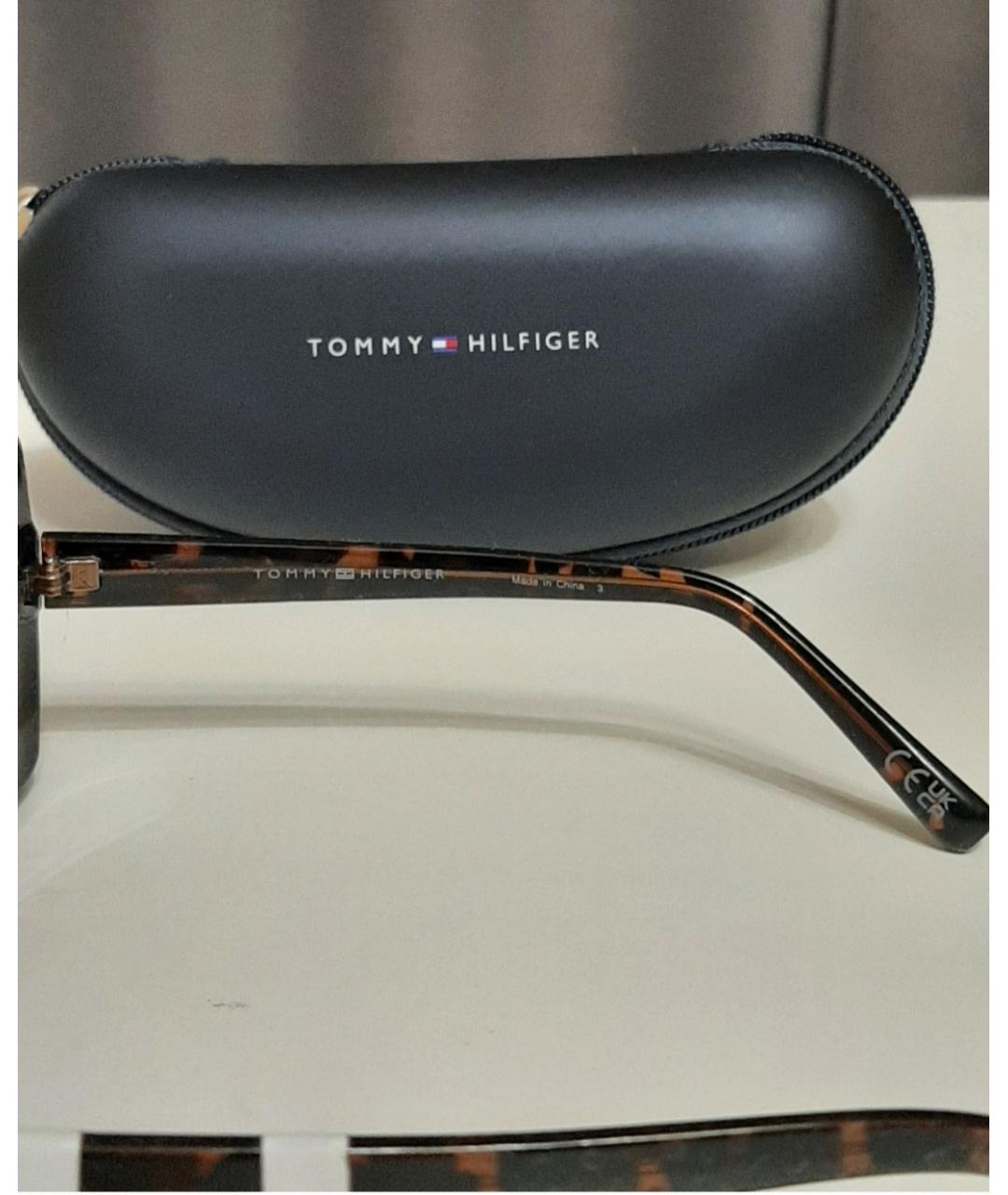 TOMMY HILFIGER Коричневые пластиковые солнцезащитные очки, фото 4