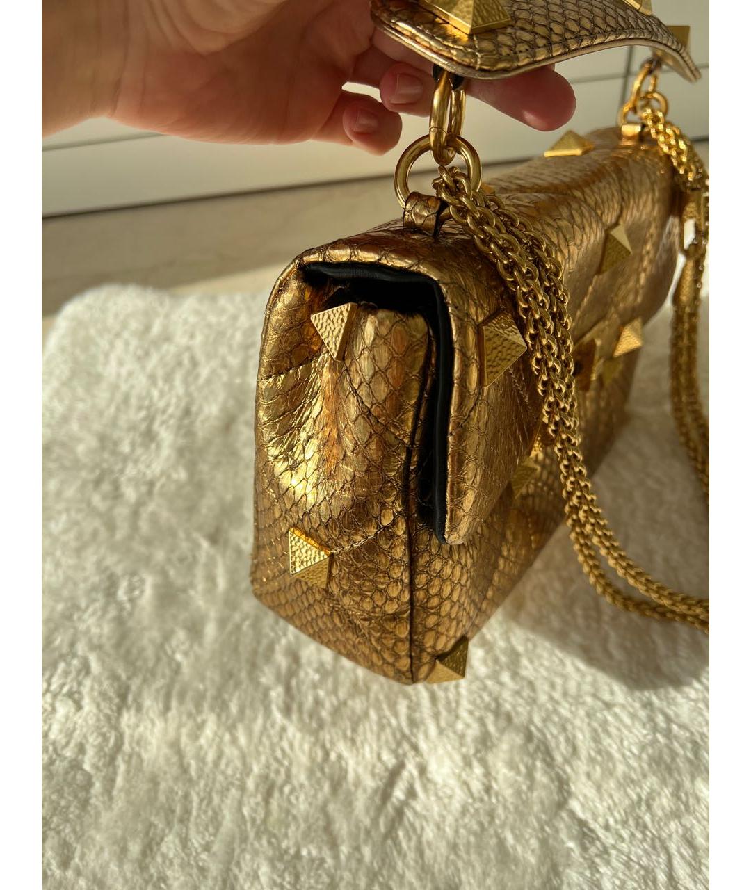 VALENTINO Золотая сумка через плечо из экзотической кожи, фото 2