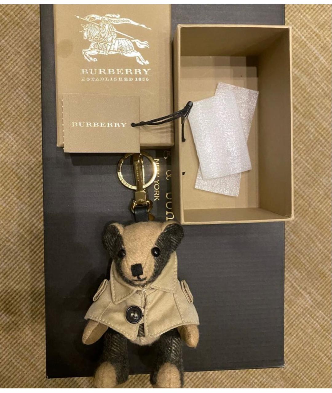 BURBERRY Бежевая ключница, фото 2