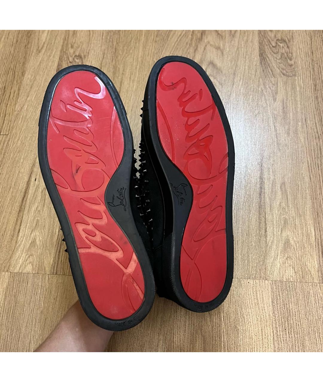 CHRISTIAN LOUBOUTIN Черные замшевые низкие кроссовки / кеды, фото 5