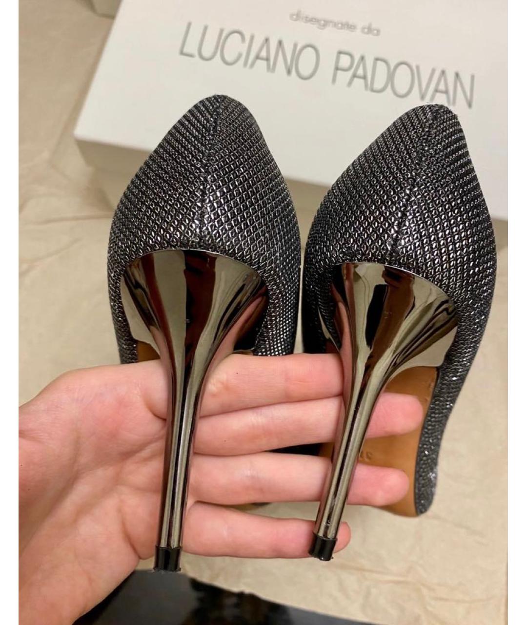 JIMMY CHOO Серебряные текстильные туфли, фото 7
