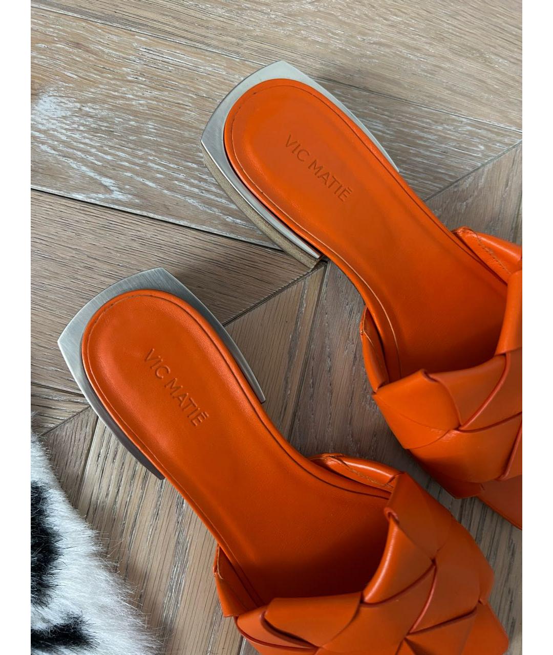 VIC MATIE Оранжевое кожаные шлепанцы, фото 7